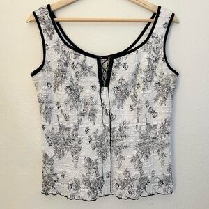Vintage y2k tank top with lace front detail